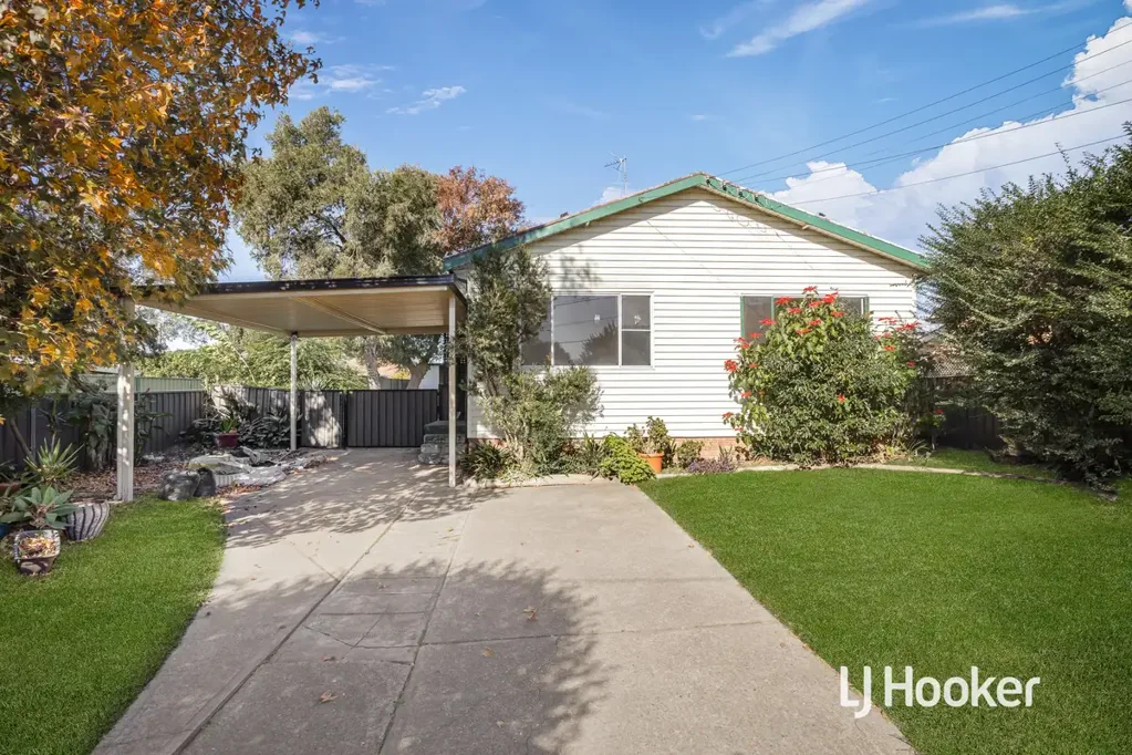 5 Bedroom Home - Great Location!