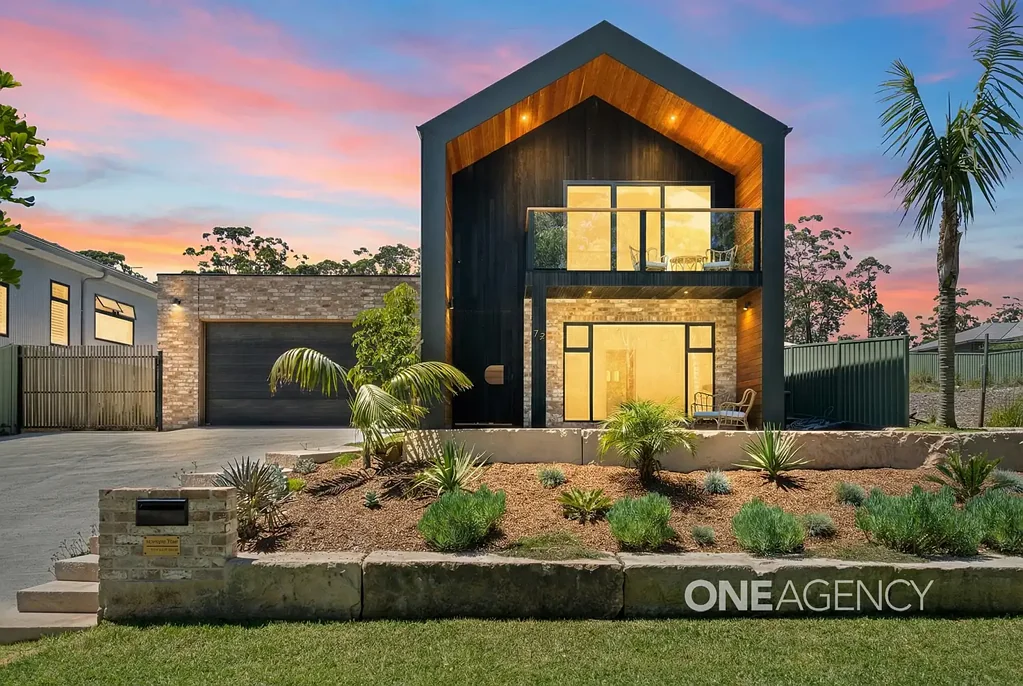 72 Seaspray Street, Narrawallee, NSW 2539