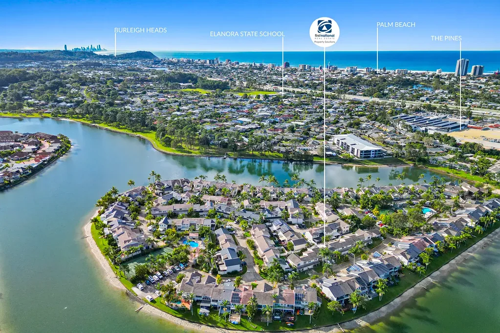 Elanora 3ਬੈੱਡਰੂਮ Fantastic position and resort style living!