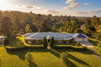 Pullenvale 5 Slaapkamer Exceptional Family Acreage in a Blue-Chip Location
