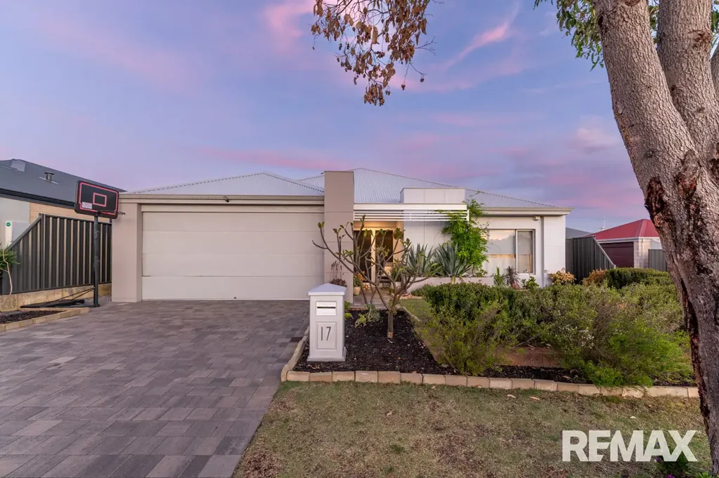 Banksia Grove 4房  Stylish Family Retreat Awaits