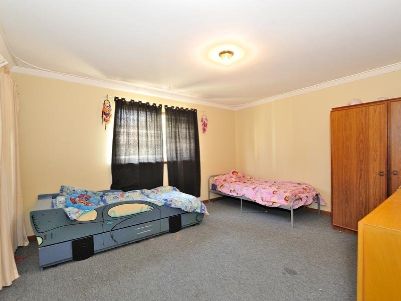 40 AXMINSTER ST, WARNBRO WA 6169, 0房, 0浴, House