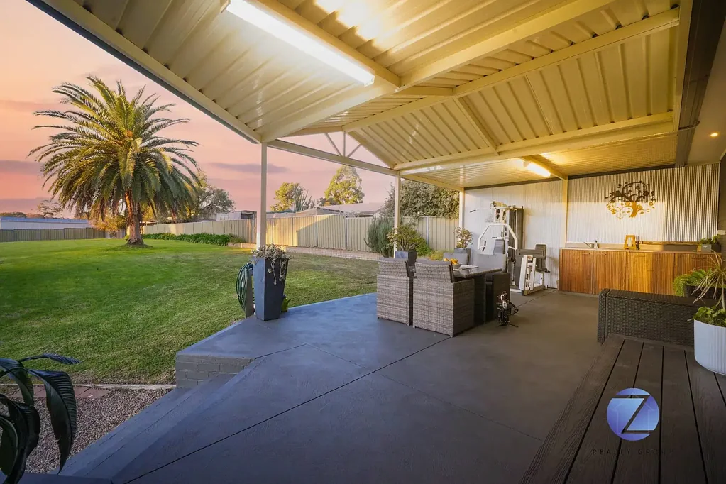 Appin 5 Slaapkamer D/A APPROVED FOR SUBDIVISION - HOME IS MOVE IN READY !!!