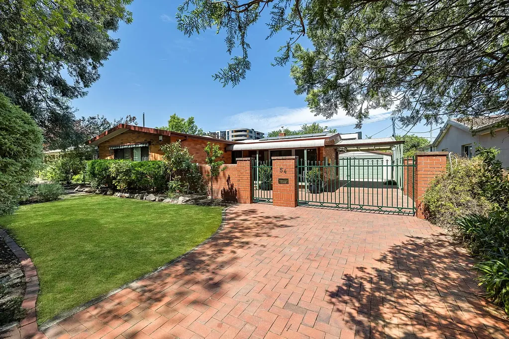 54 Blacket Street, Downer, ACT 2602
