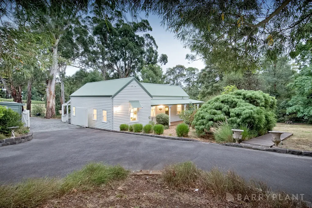 6 Barnshaw Lane, Emerald, VIC 3782