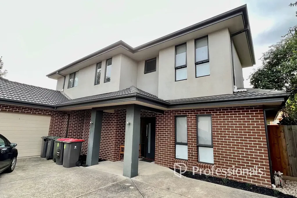 Furnished 1 Bedroom in Clayton