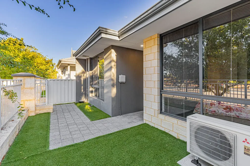 64 Lakefield Drive, Brabham, WA 6055