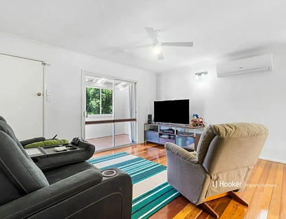 51 Sinclair Drive, Ellen Grove, QLD 4078, 3房, 2浴, 独立屋