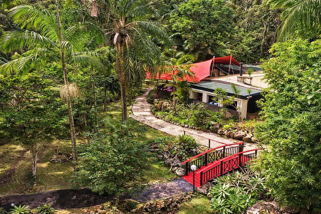 Tamborine Mountain 10कमरा 20.8ha- Income now + DA approval!