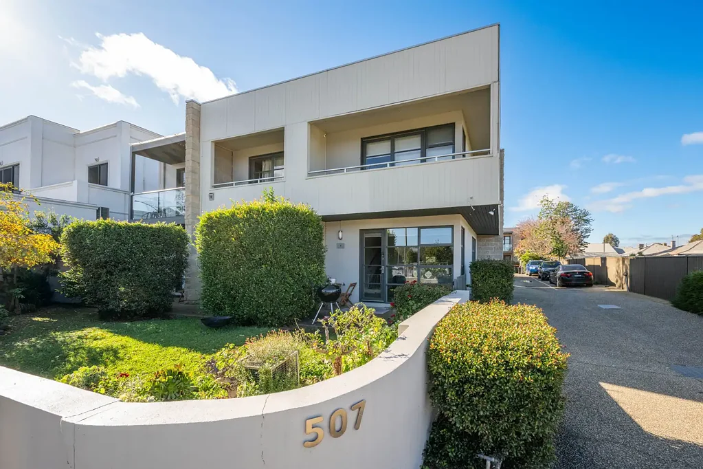 Shepparton 2બેડરૂમ Lake views, location and lifestyle!