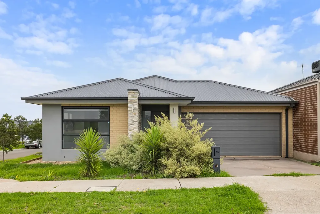40 Meadows Drive, Deanside, VIC 3336
