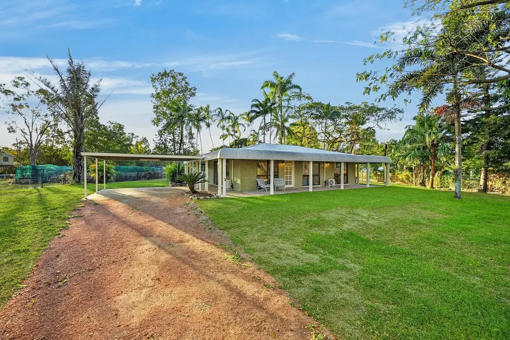Bluewater Park 3房  A Fresh Take on Relaxed Acreage Living