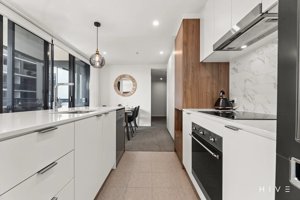 Phillip  EXECUTIVELY FULLY FURNISHED apartment