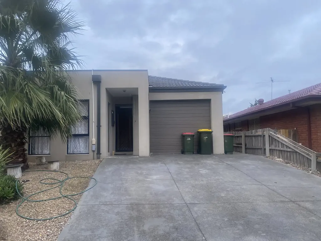 FAMILY HOME IN AN IDEAL LOCATION !!!