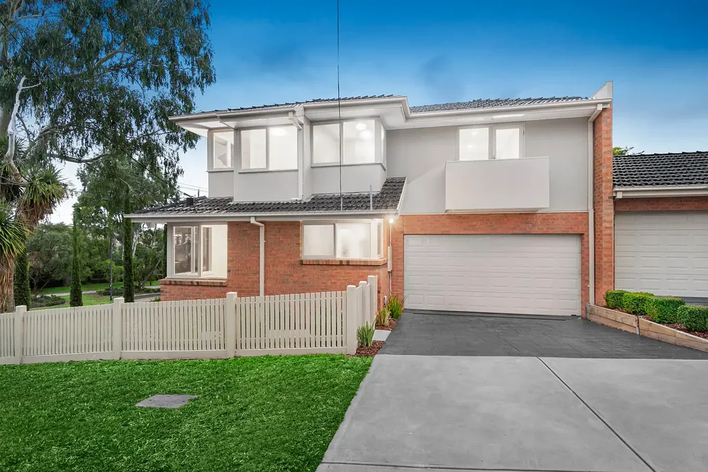 Templestowe 5ਬੈੱਡਰੂਮ Prime Location in the Heart of Templestowe Village