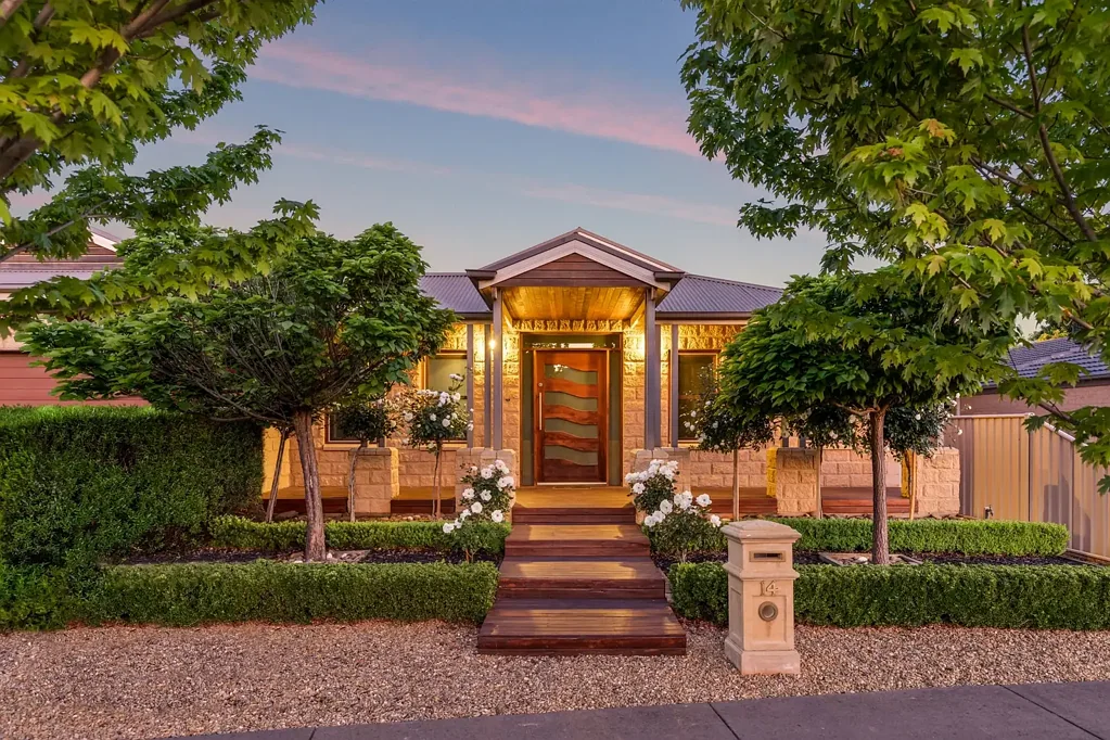 14 Hanover Place, Strathfieldsaye, VIC 3551