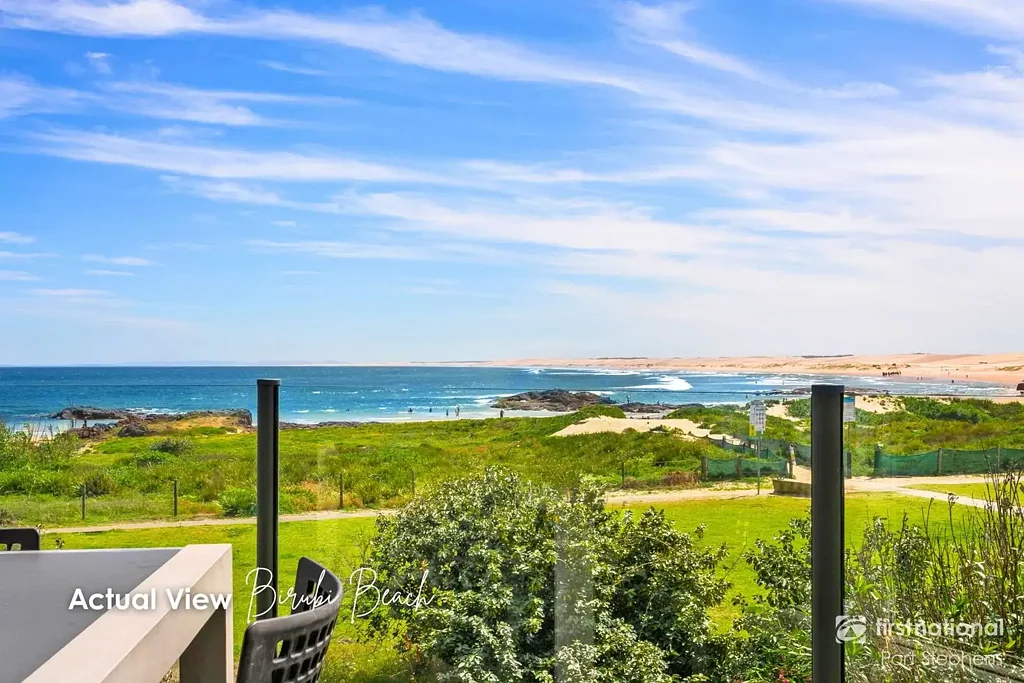 Anna Bay 3ห้องนอน ABSOLUTELY STUNNING VIEWS THAT ARE HARD TO BEAT !