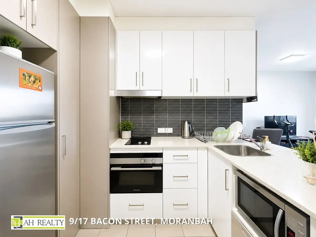 Modern Fully Furnished Apartment in the Heart of Town!