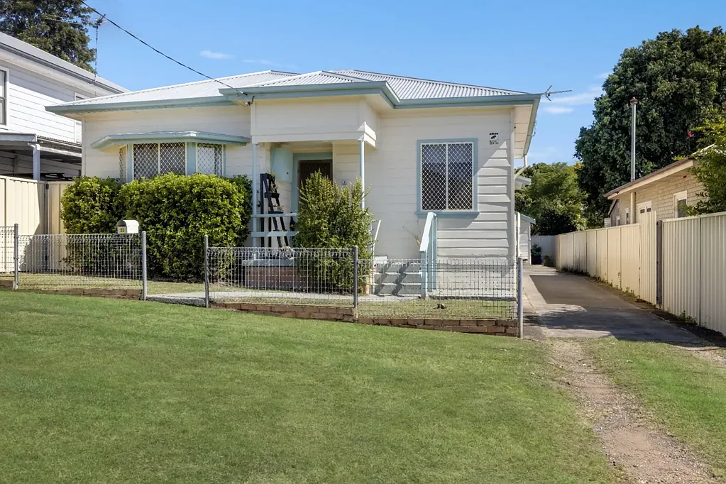 22 Cochrane Street, West Kempsey, NSW 2440