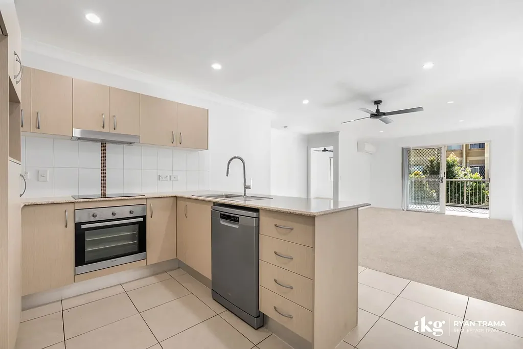 Eagleby 3ਬੈੱਡਰੂਮ MODERN & REFRESHED UNIT WITH 3 CARPARKS!