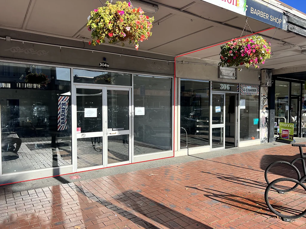 Hastings Set Up Shop!