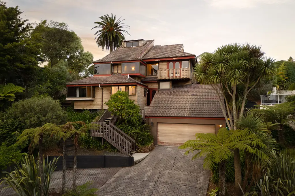 Claudelands 4 Bedroom Potential, Position And River Views