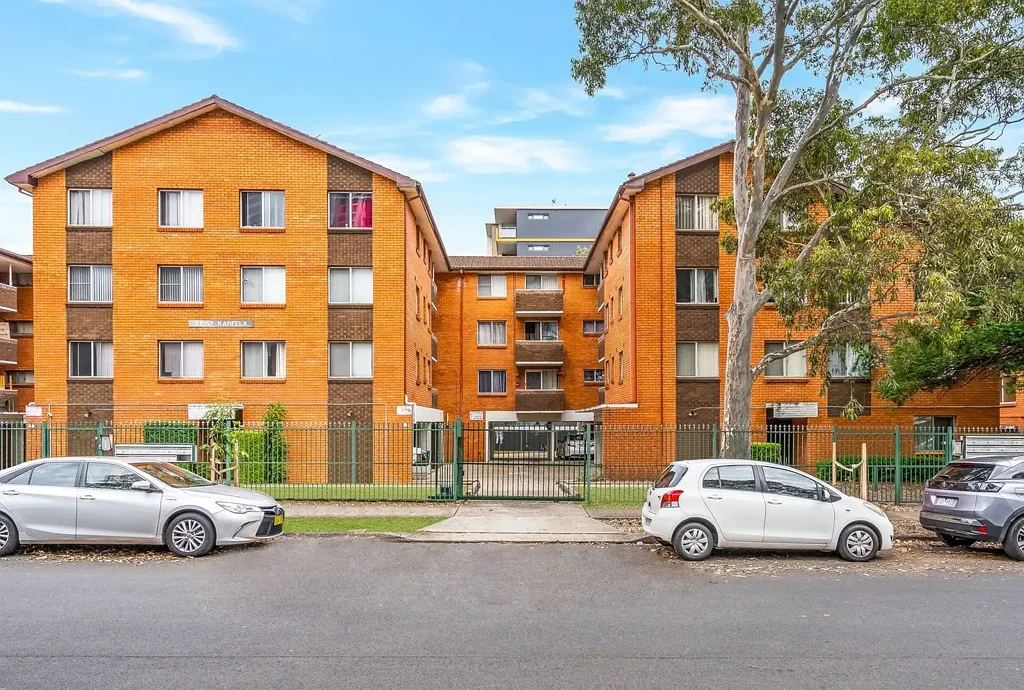 Prime Location with Modern Comforts in Liverpool
