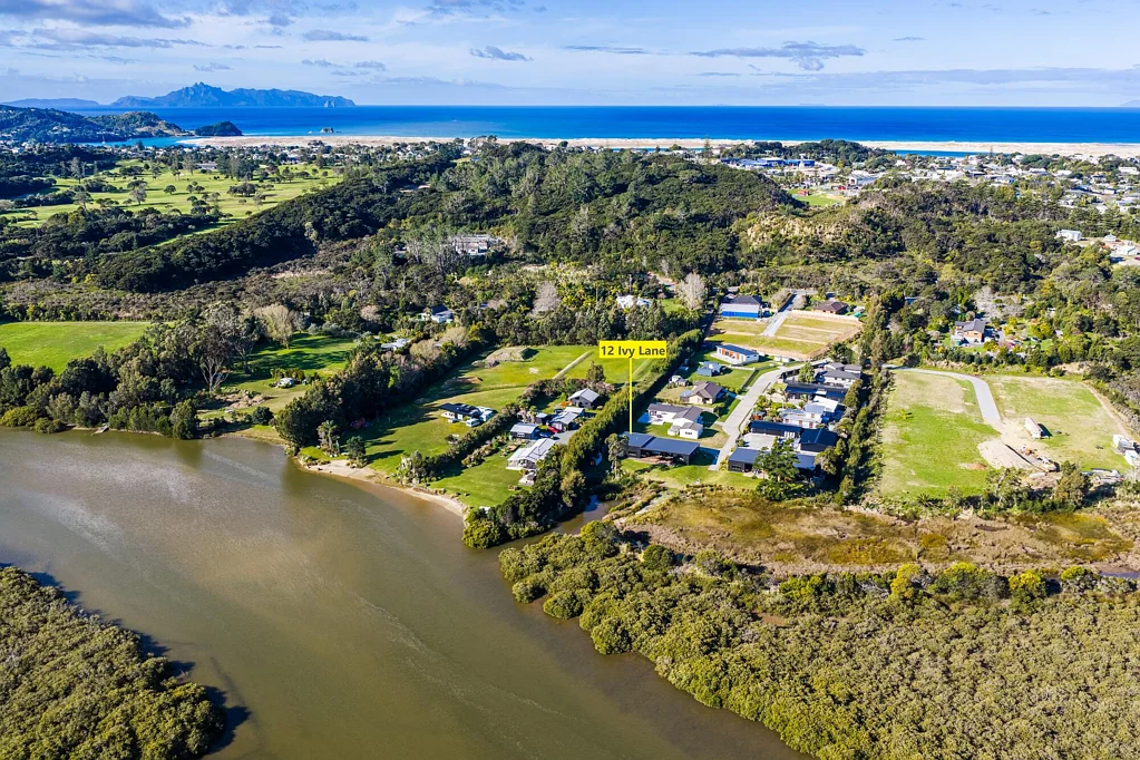 Mangawhai Heads 4Habitaciones Waterfront Living in the Heart of Mangawhai