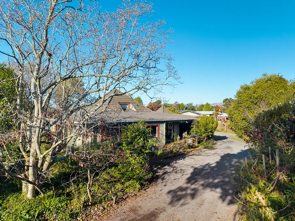 Blenheim Central 4Kwarto PRICED: Tucked-Away Treasure With Surprising Space