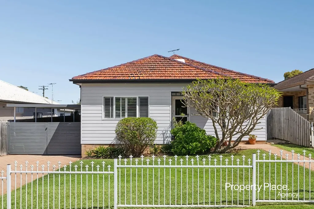 120 Picnic Point Road, Picnic Point, NSW 2213