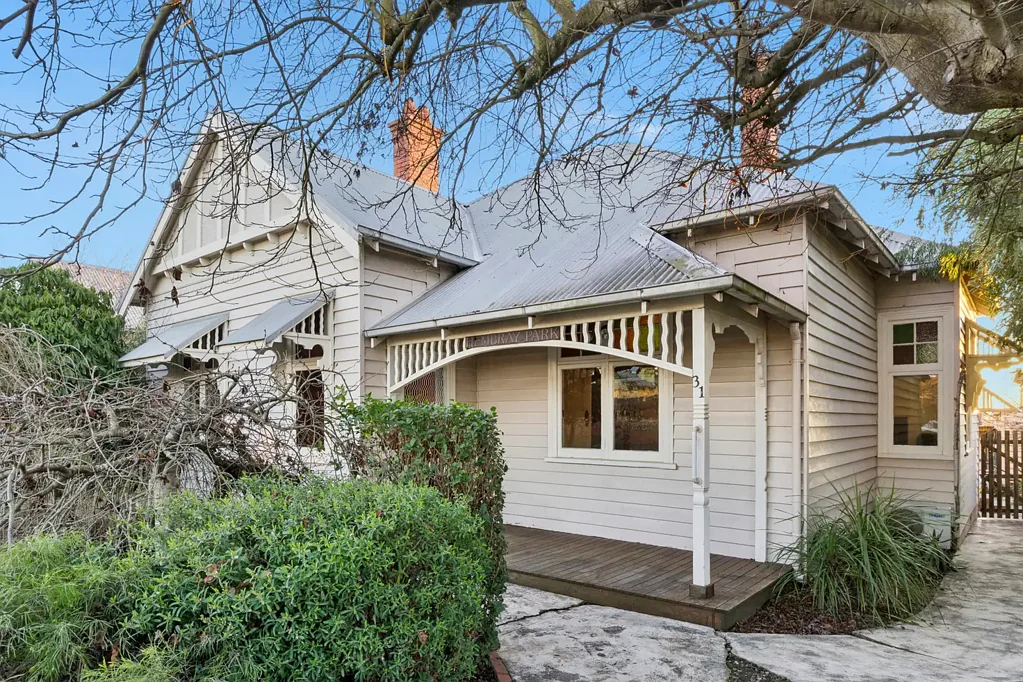 31 Hart Street, Colac, VIC 3250