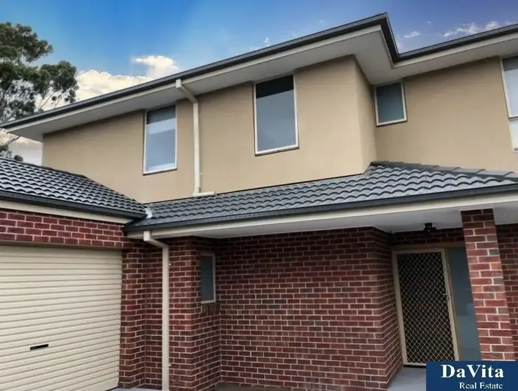 Fully Furnished Accommodation, Walk to Monash University!