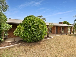 2 Herbert Street, Rutherglen