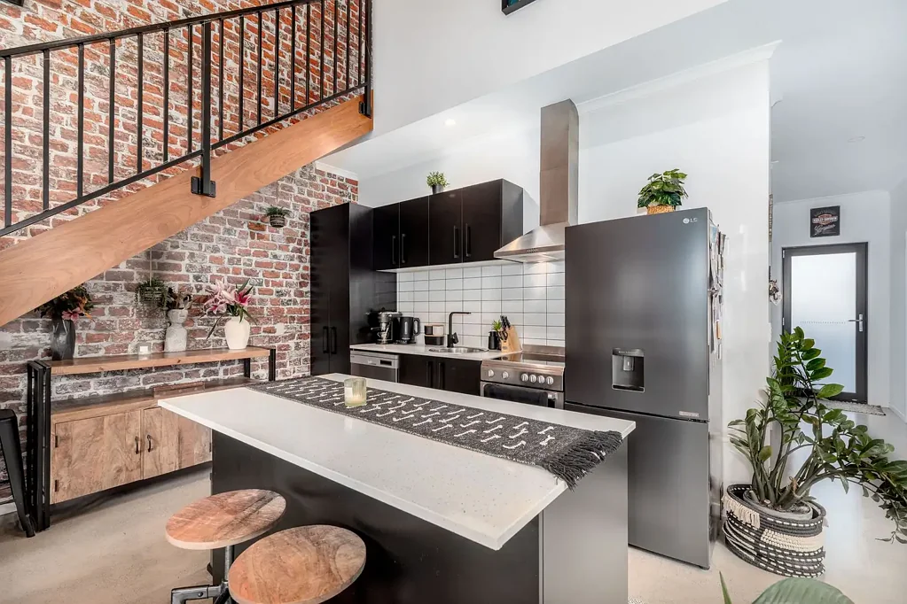 Nirimba 3غرفة نوم Stylish and spacious two-level townhouse close to all amenities