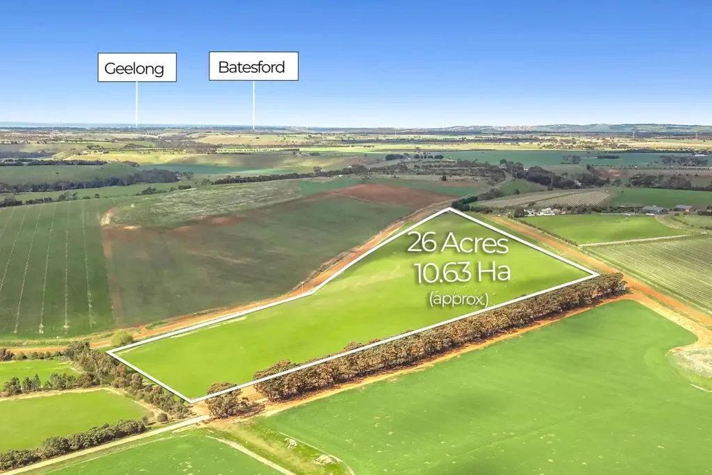 Russells Bridge Rare Moorabool Valley Vacant Holding