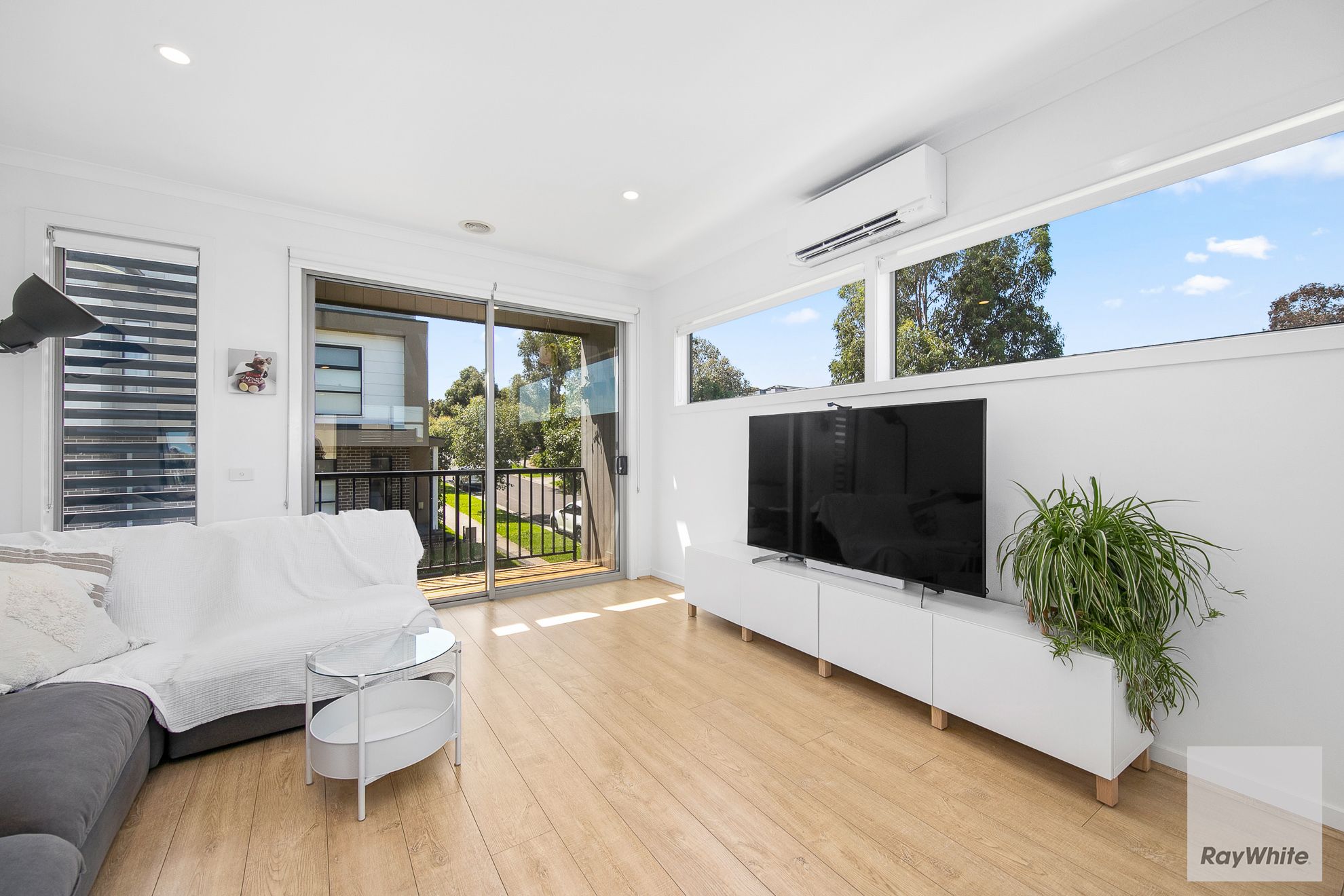 8 DANTHONIA ST, COBURG NORTH VIC 3058, 0房, 0浴, House