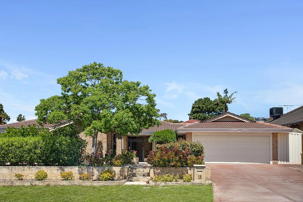 15 Alsop Place, Kardinya, WA 6163