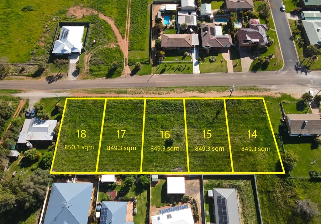 Parkes  Registered and ready to build on - 109 Mitchell St Parkes