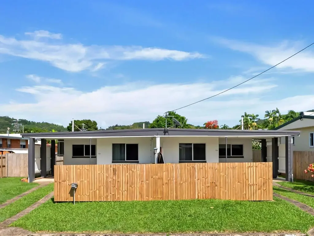 21 York Street, Whitfield, QLD 4870