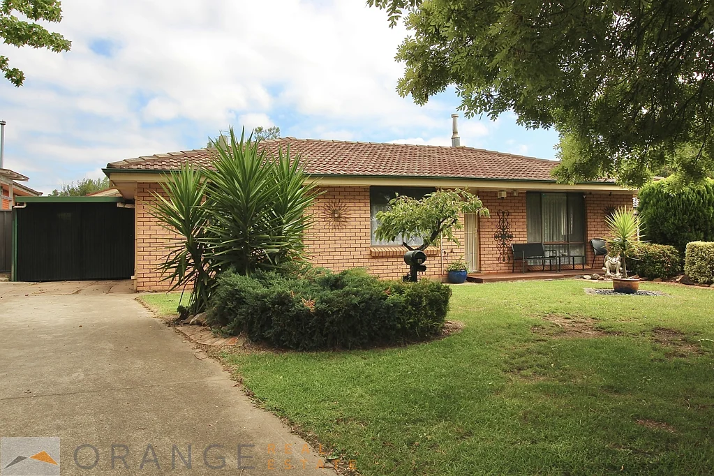 92 Matthews Avenue, Orange, NSW 2800