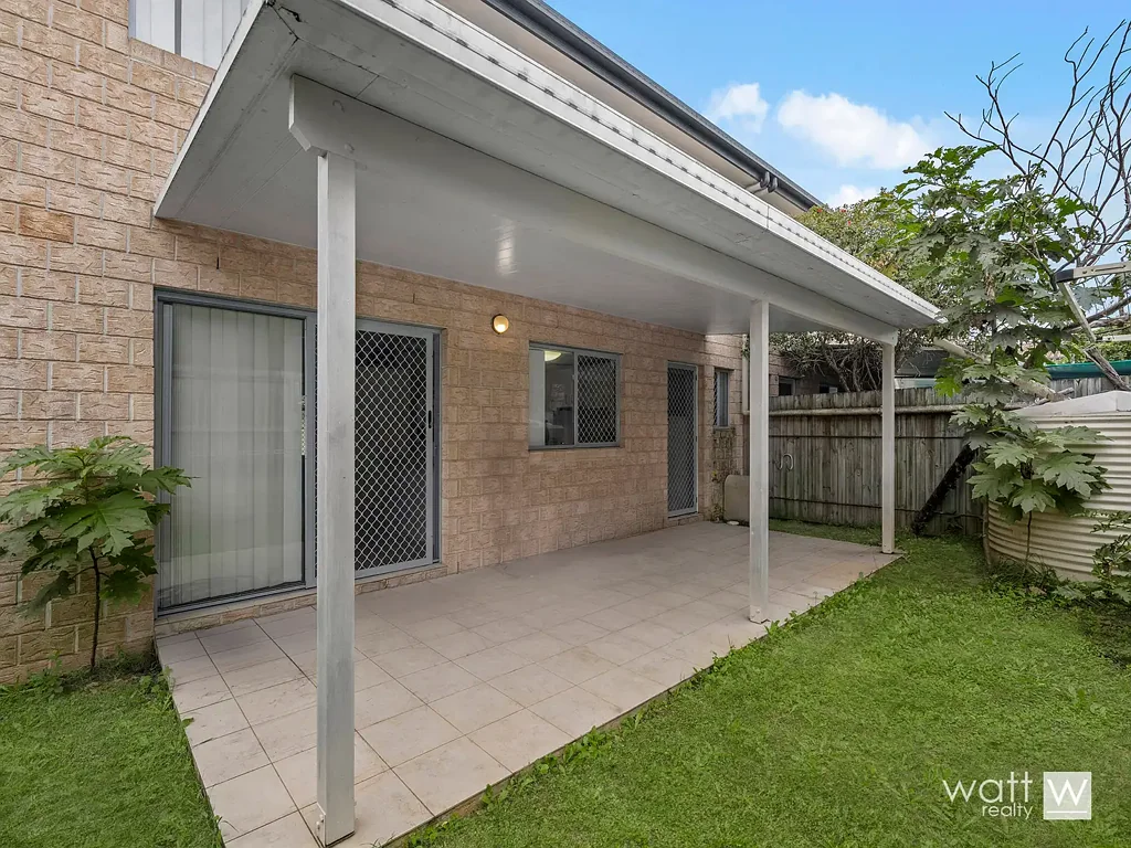 Murrumba Downs 3 Bedroom Spacious Town House Living in the Heart of Murrumba Downs