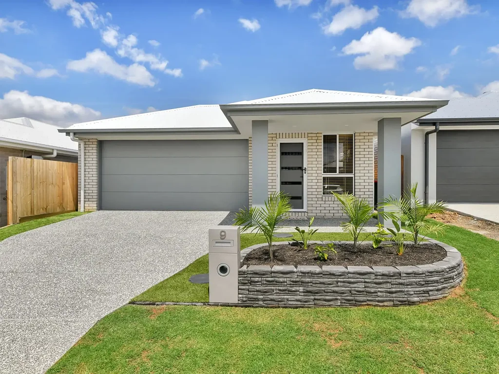 Flagstone 4房  ?? New Home Feels –under 4  Months Old!