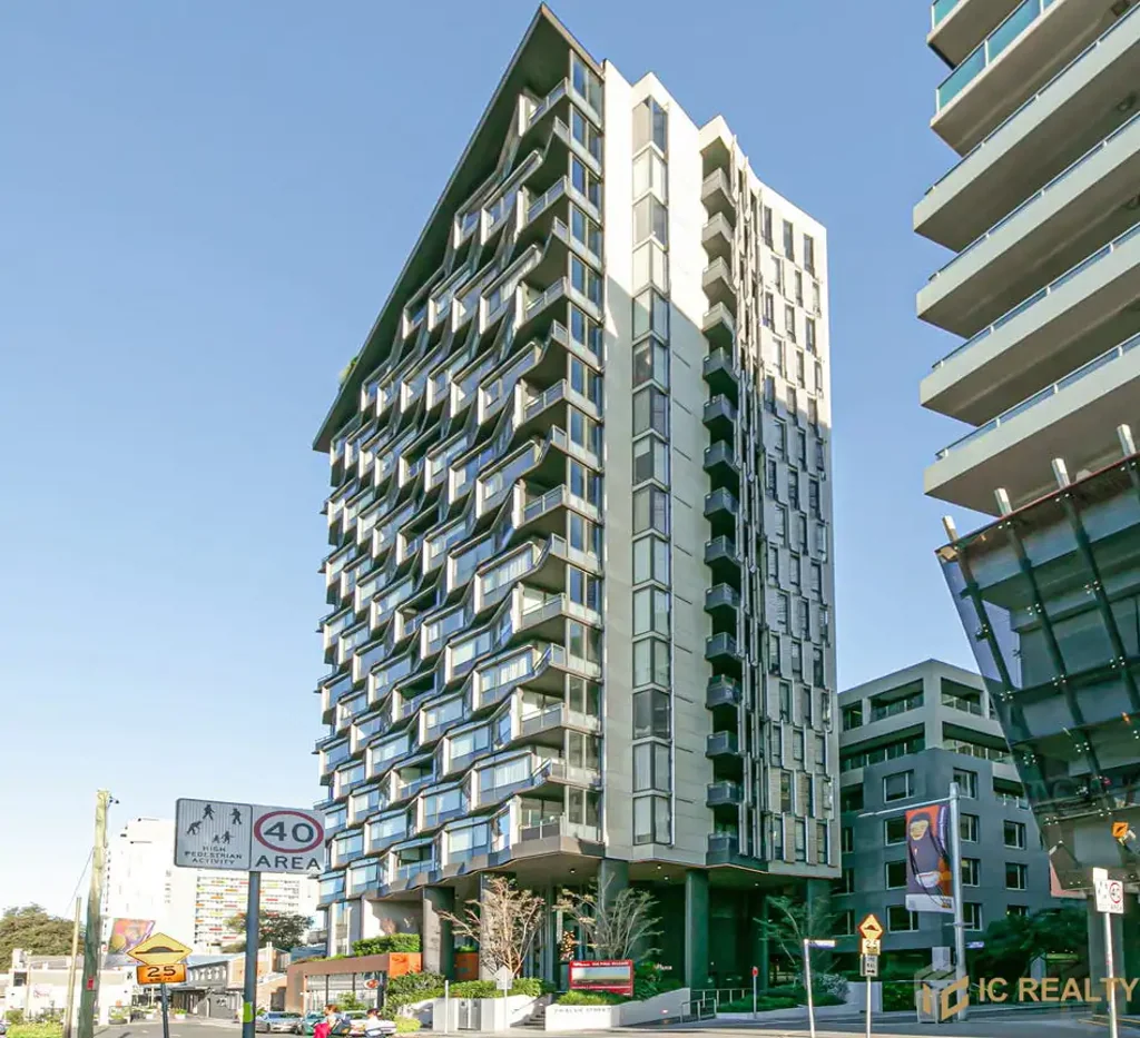 LightHouse Burwood | Furnished | Luxury 2 Bedroom APT | North West facing | Burwood Center location