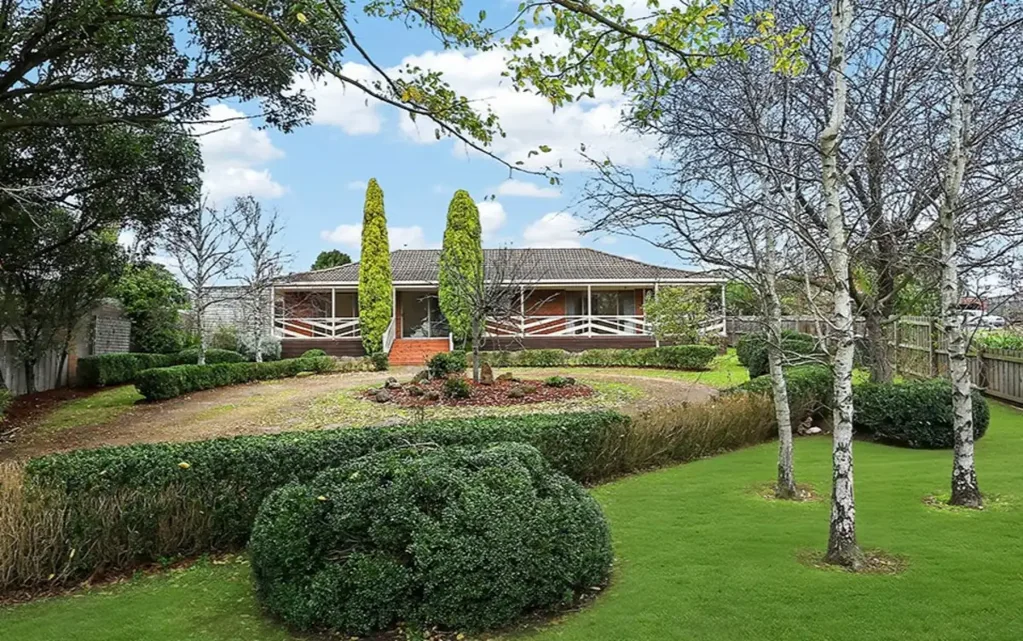 Warrnambool 3침실 OUTSANDING FIRST HOME OR INVESTMENT - ALL THE HARD WORK HAS BEEN DONE!