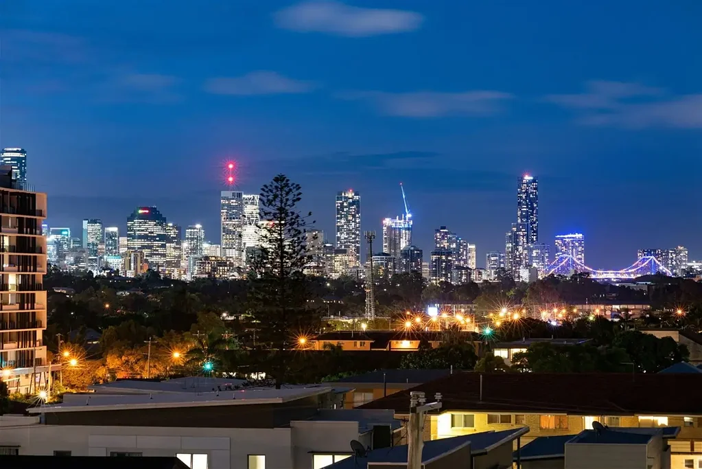 26/11 Kitchener Street, Coorparoo, QLD 4151