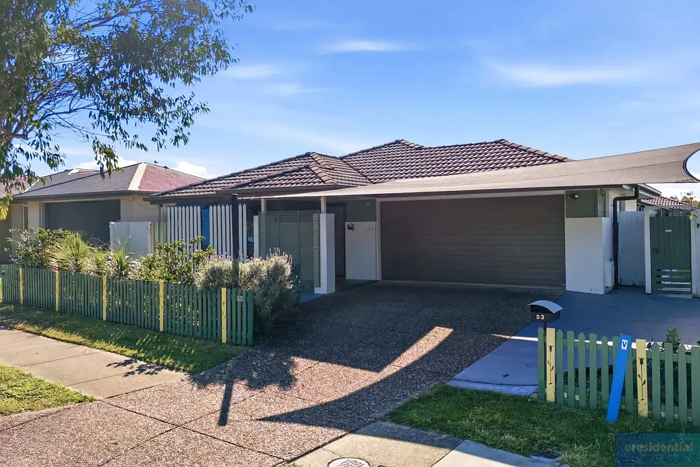 Holmview 4Habitaciones Exceptional Family Living in a Sought-After Location