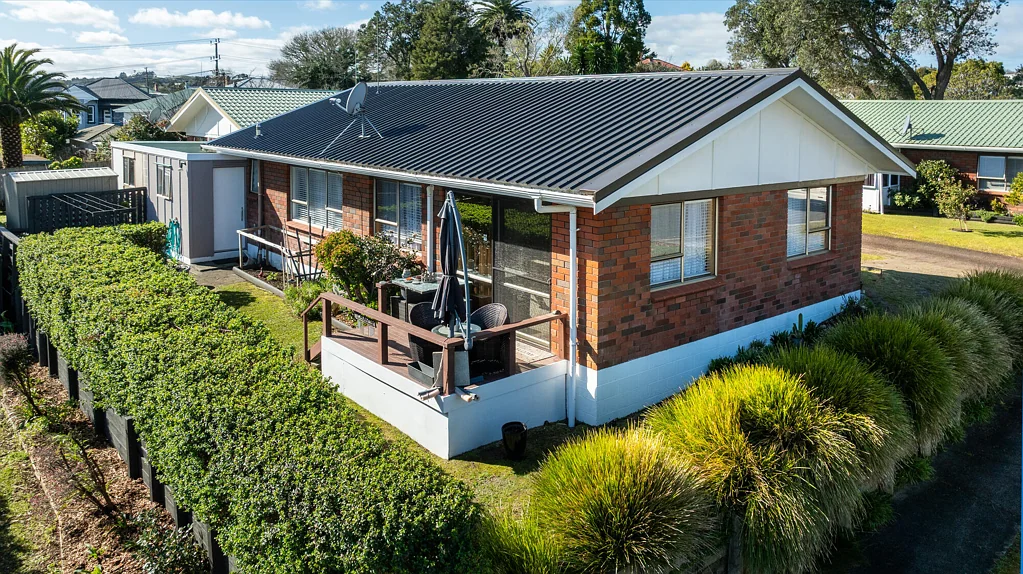 Helensville 2Phòng ngủ Rarely Available, Sunny & So Convenient