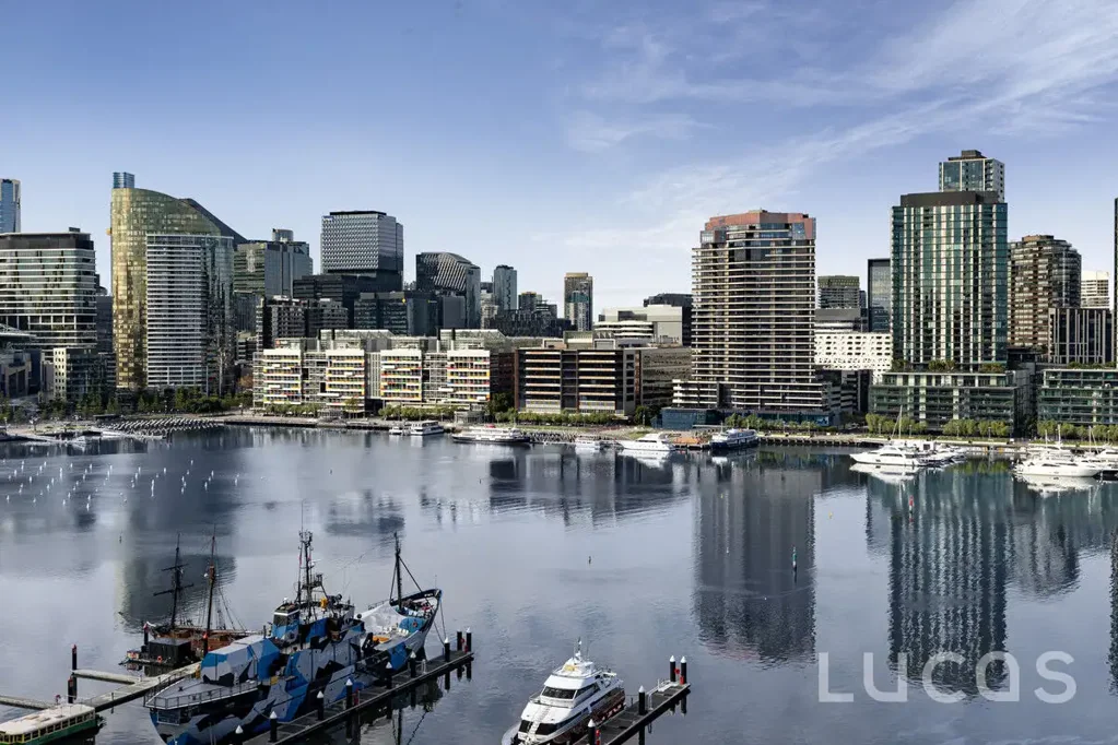 Docklands 1 Bedroom SECURE THIS AFFORDABLE AND LUXURIOUS SLICE OF THE DOCKLANDS