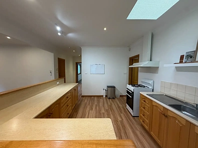 22 Stirling Rd, Croydon, VIC 3136, 2 slaapkamers, 1 badkamers, House
