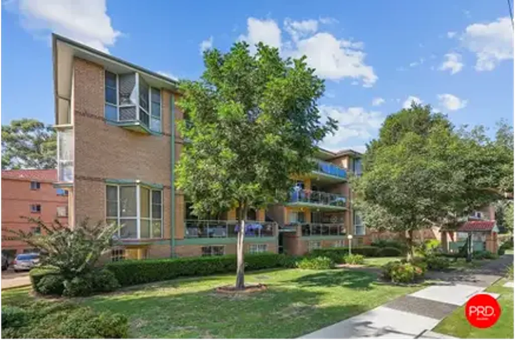 Rockdale 2ห้องนอน Spacious Sun filled Two Bedroom